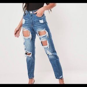 RIOT HIGH RISE RIPPED
JEAN
BLUE
